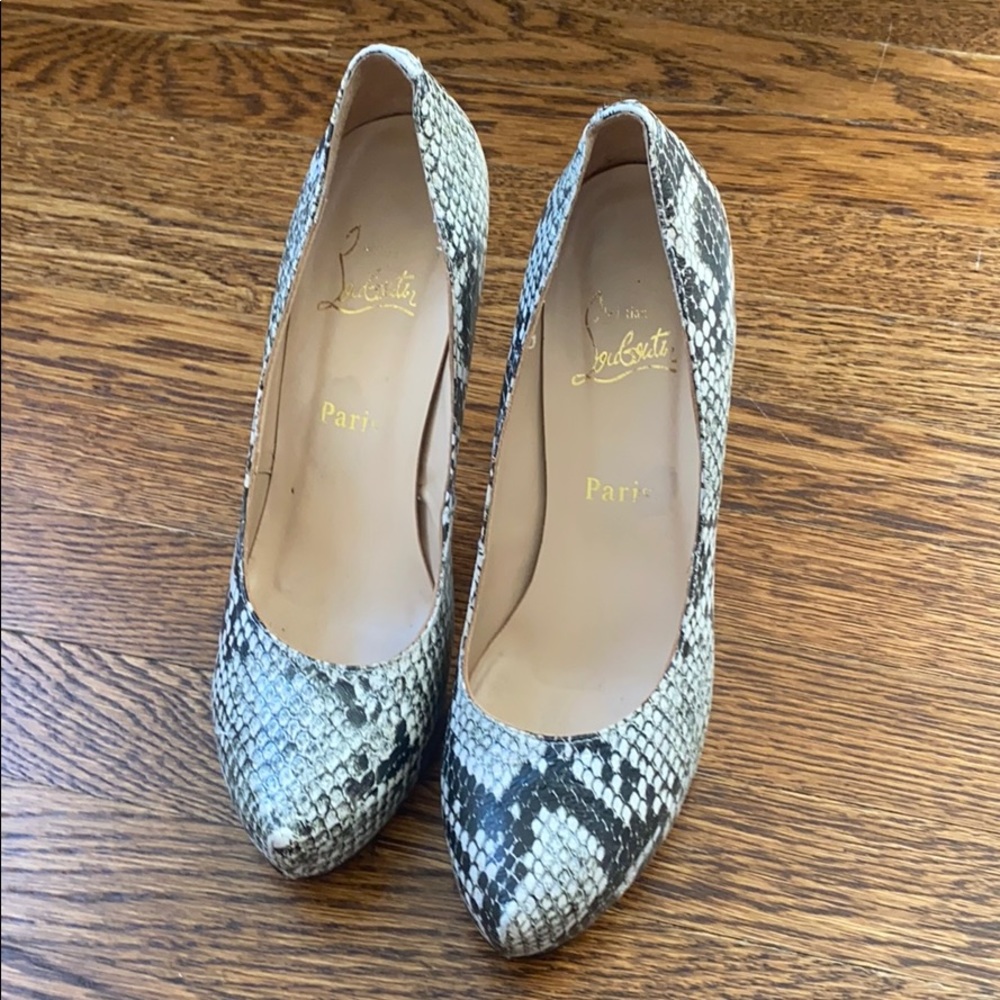 Louboutin pumps